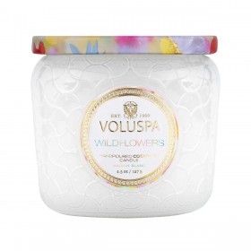 Voluspa – Vela pequeña en tarro con aroma a flores silvestres